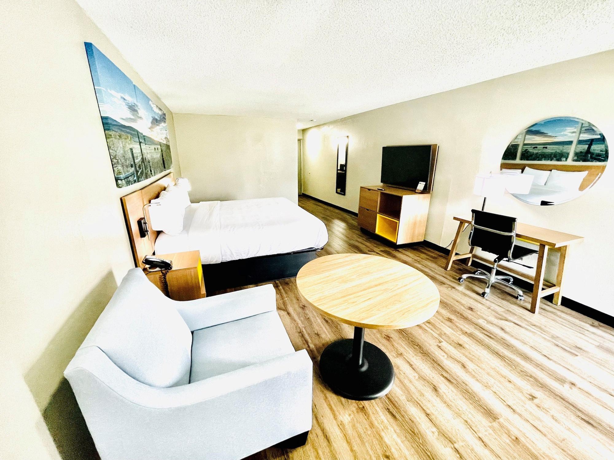 Days Inn By Wyndham Burleson Ft. Worth Exterior photo